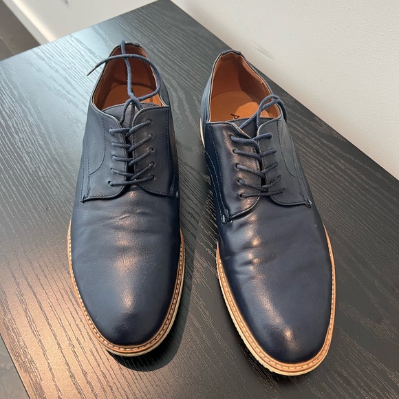 Blue Leather ALDO Oxford Shoes or Dress Shoes - Picture 2 of 4